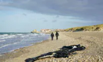 2 Men Charged After 5 Migrants Drown in Channel