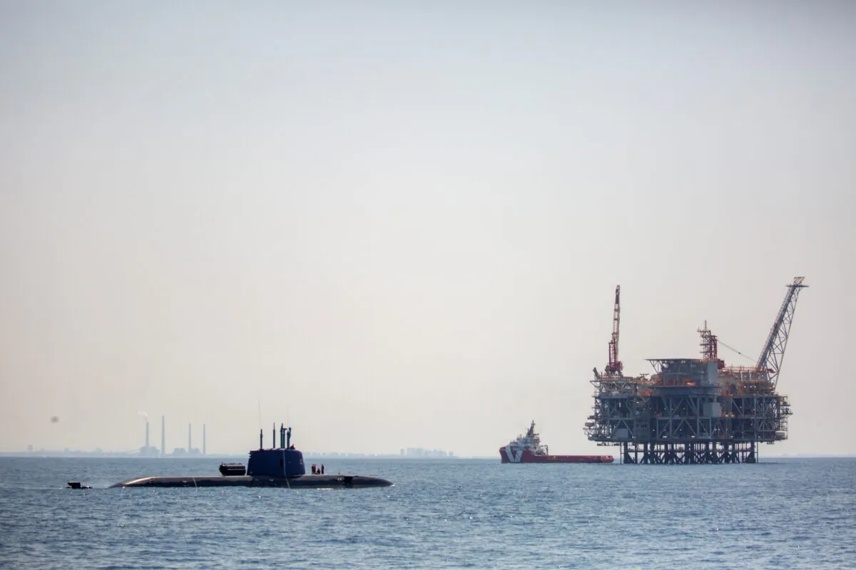 An oil platform in Israel's offshore Leviathan gas field is seen from on board the Israeli Navy Ship Atzmaut as a submarine patrol in the Mediterranean Sea, on Sept. 1, 2021. (Ariel Schalit/AP Photo)