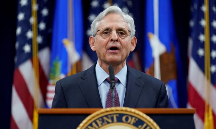 U.S. Attorney General Merrick Garland speaks at the Department of Justice, in advance of the one year anniversary of the attack on the U.S. Capitol, in Wash., on Jan. 5, 2022. (Carolyn Kaster/Pool via Reuters)