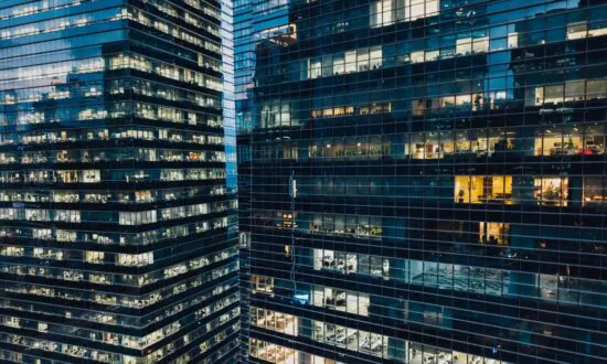WNS Tops Q3 Consensus; Lifts FY22 Outlook