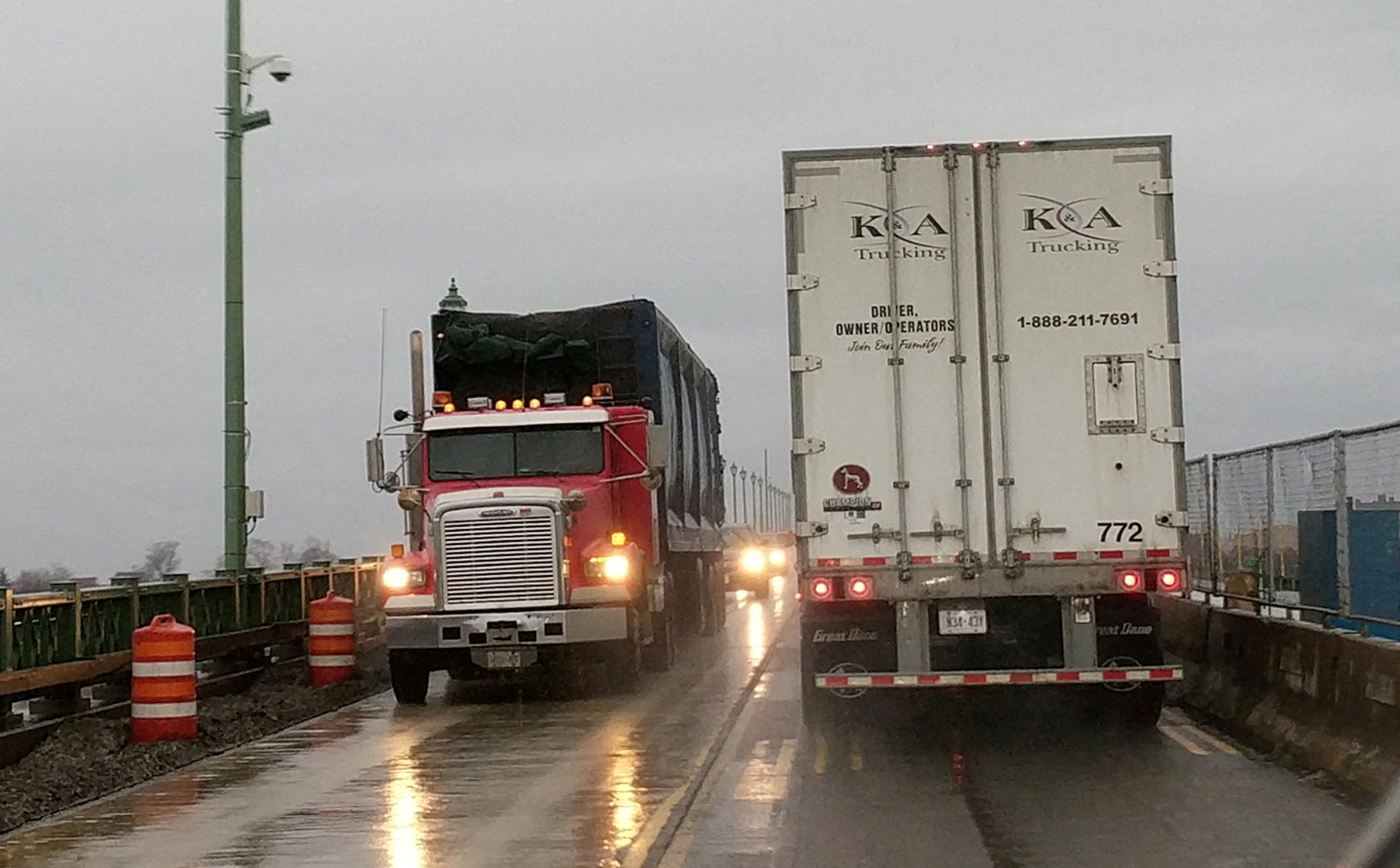 Kenney Wants to Pause Truckers' COVID Vaccine Mandate - Vimarsana News