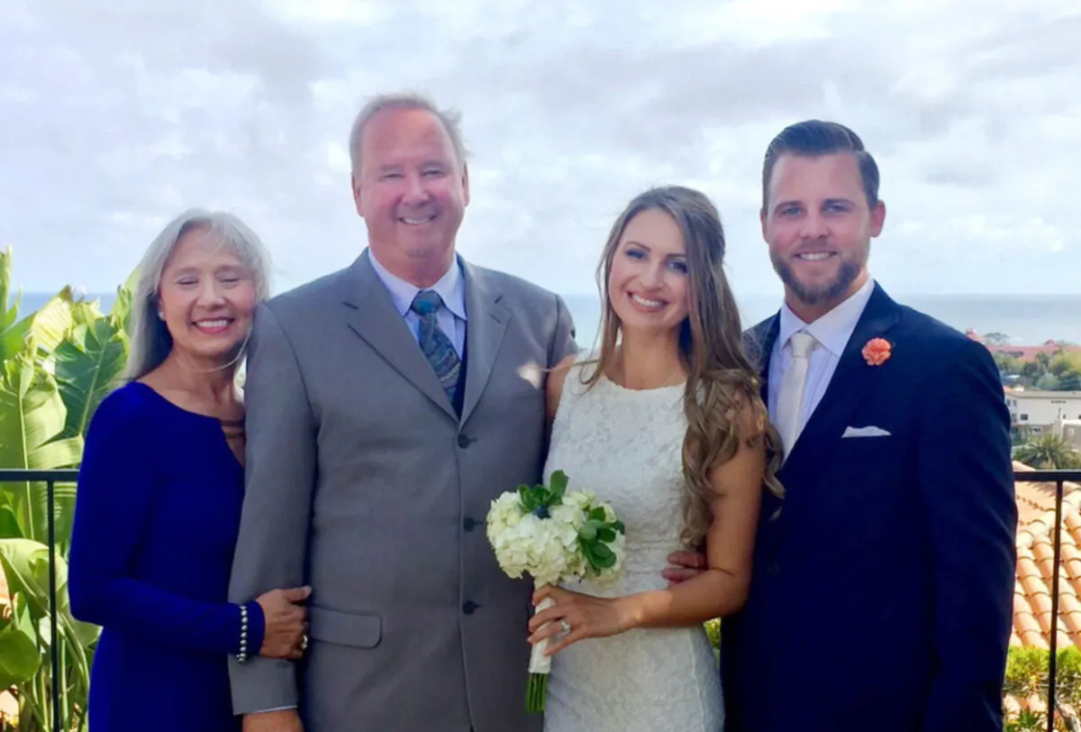(L–R) Linda and Stephen Judge with Stephen's daughter, Caitlin, and her husband, Jeff, at their 2016 wedding. (Courtesy of Caitlin Judge Treister)