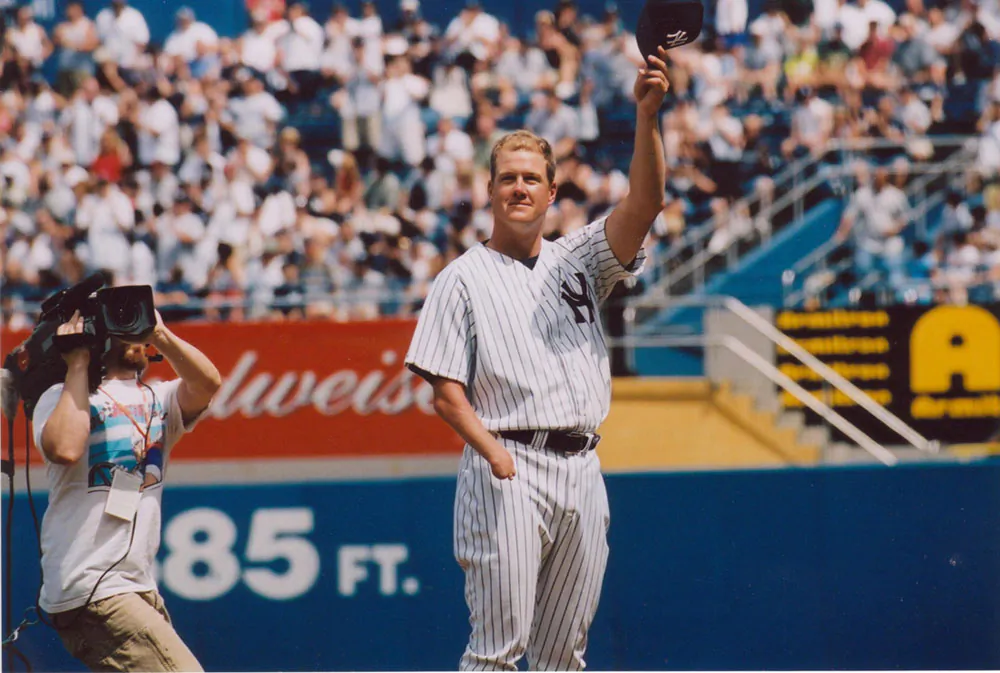 Jim Abbott acknowledges the crowd at Yankee Stadium. (Courtesy of jimabbott.net)