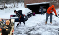 Football Coach Cancels Workout, Sends Team to Shovel Snowy Driveways for Neighbors in Need