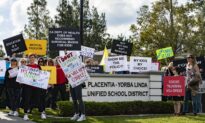 Southern California Parents Fight Against Mask Mandates for Kids in Schools