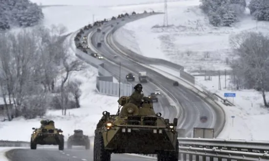 US, Russian Defense Chiefs Speak by Phone as Tensions Mount Over Crimea Missile Attack