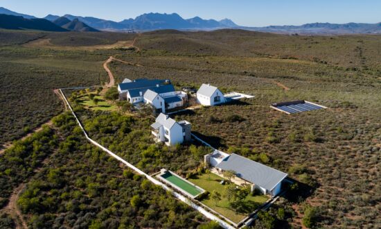 Western Cape’s Tortoise Hill Estate: Grandiose Property Is Set on 1,500 Acres of Game Preserve