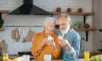 Elevated Lung Cancer Risk Linked to Eye Supplement Study Persists 30 Years Later