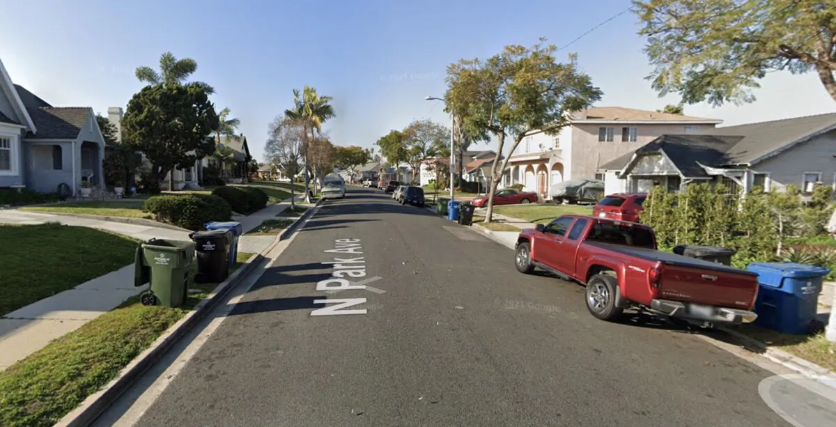
The 1300 block of Park Avenue in Inglewood, Calif., in February 2020. Four people were killed and one was wounded when multiple shooters opened fire at a house party in this neighborhood early on Jan. 23, 2022. (Google Maps/Screenshot via The Epoch Times)