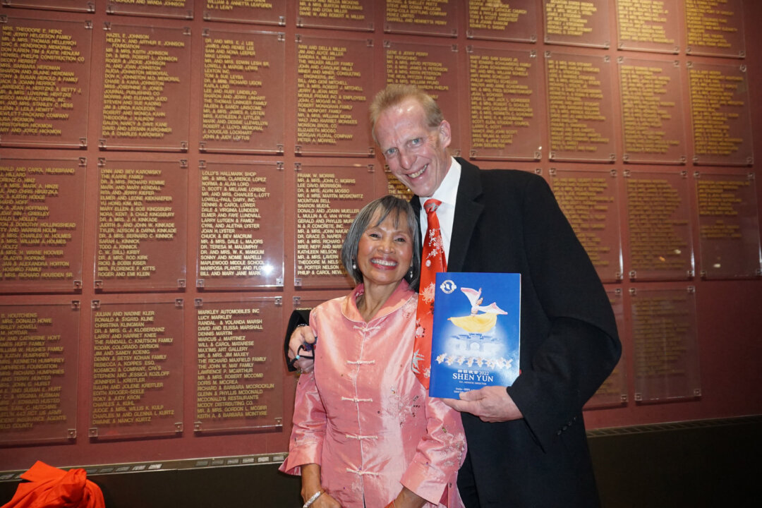 "I feel very moved," said Gordon Hamby, personal coach and author, after seeing Shen Yun in Greeley, Colo., on Jan. 22, 2022. (Sally Sun/Epoch Times)