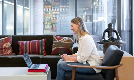 6 Ways to Communicate Effectively While Working From Home