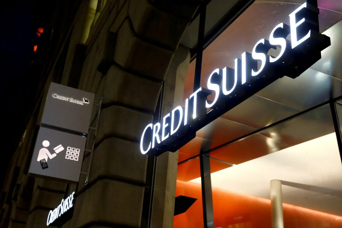 The logo of Swiss bank Credit Suisse is seen at a branch office in Zurich, on Nov. 3, 2021. (Arnd WIegmann/Reuters)