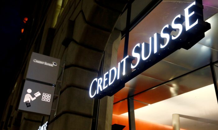 The logo of Swiss bank Credit Suisse is seen at a branch office in Zurich on Nov. 3, 2021. (Arnd WIegmann/Reuters)