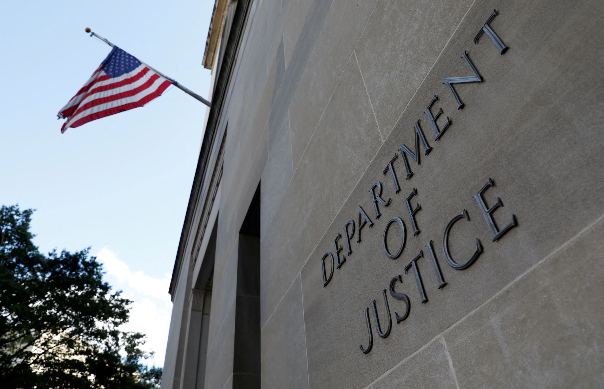 Chinese Scientist Sentenced to 29 Months for Stealing From Monsanto - Vimarsana News