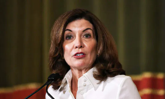 New York Lawmakers Pass Sweeping Election Bill