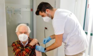 Austria to Lift Lockdown for Unvaccinated Residents