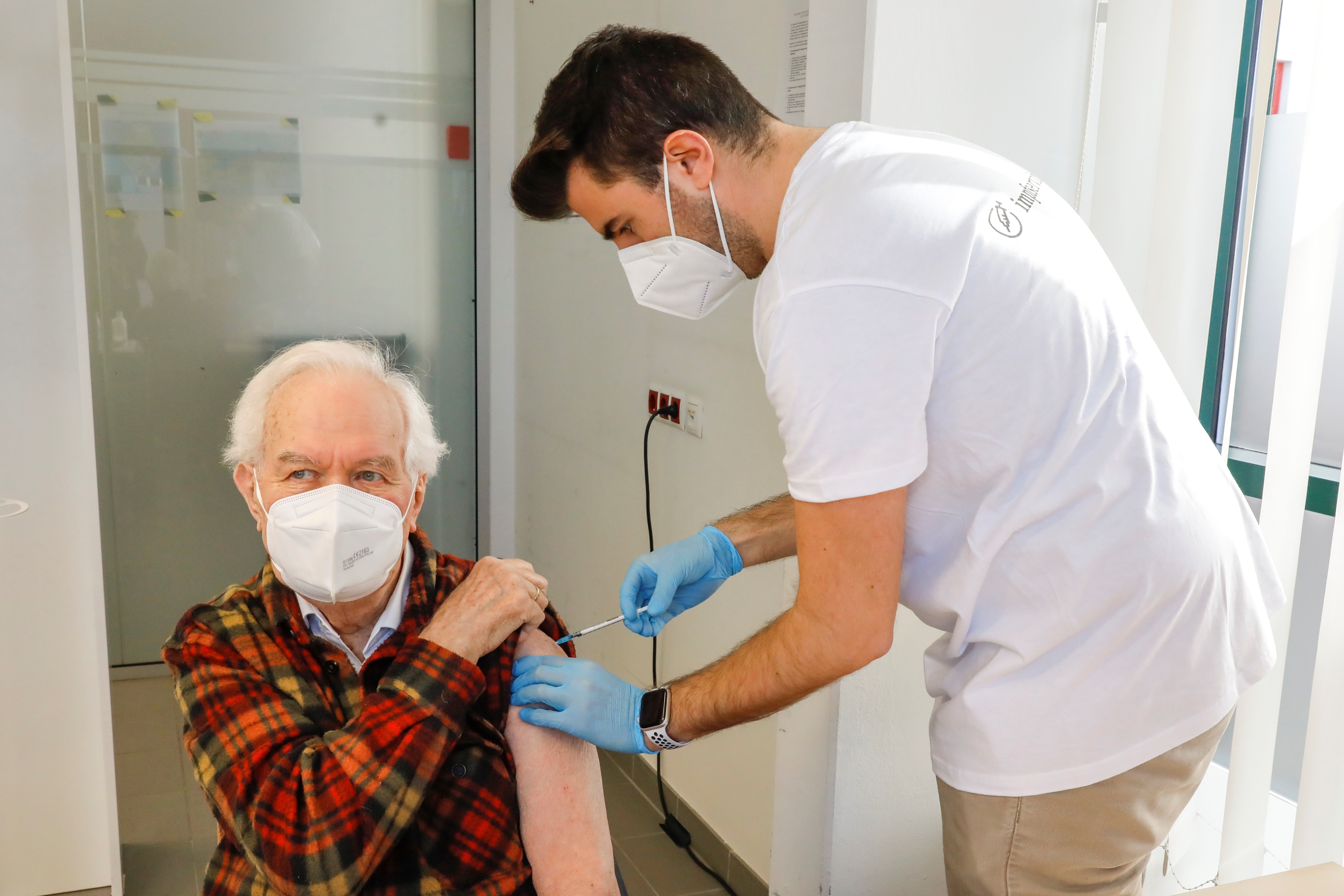 Austria to Lift Lockdown for Unvaccinated Residents - Vimarsana News