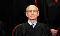 Justice Stephen Breyer to Retire From Supreme Court: Reports