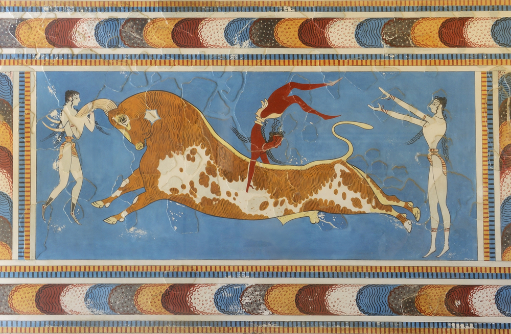 Crete,,Greece,-,May,29,,2016:,Famous,A,Bull-leaping,Scene,