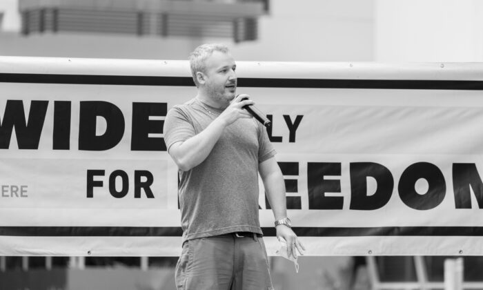 Jed Hansen, Vice-President of the NT Country Liberal Party speaks at a freedom rally in Darwin, Australia on Saturday, Jan.22, 2022 (Photo by Mickey T Photography)