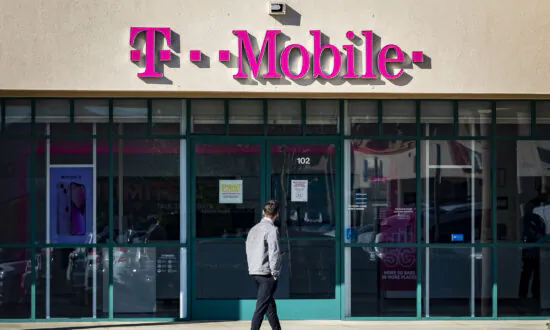 T-Mobile, Starlink Join Forces to Launch SuperBroadband Enterprise Service