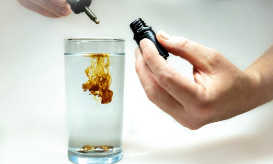 What Is Colloidal Silver? 5 Things You Should Know