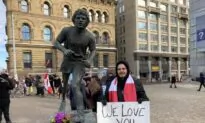 ‘Freedom Convoy’ Protesters Hold Rally in Parliament Hill on Third Day of Protests