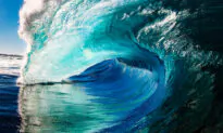Photographer’s Sublime Shots of Breaking Waves Depict His Faith After Epiphany at Sea