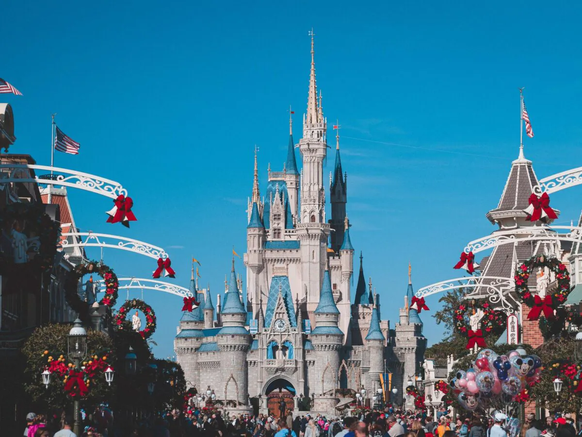 (Photo: Craig Adderley from Pexels via Benzinga)