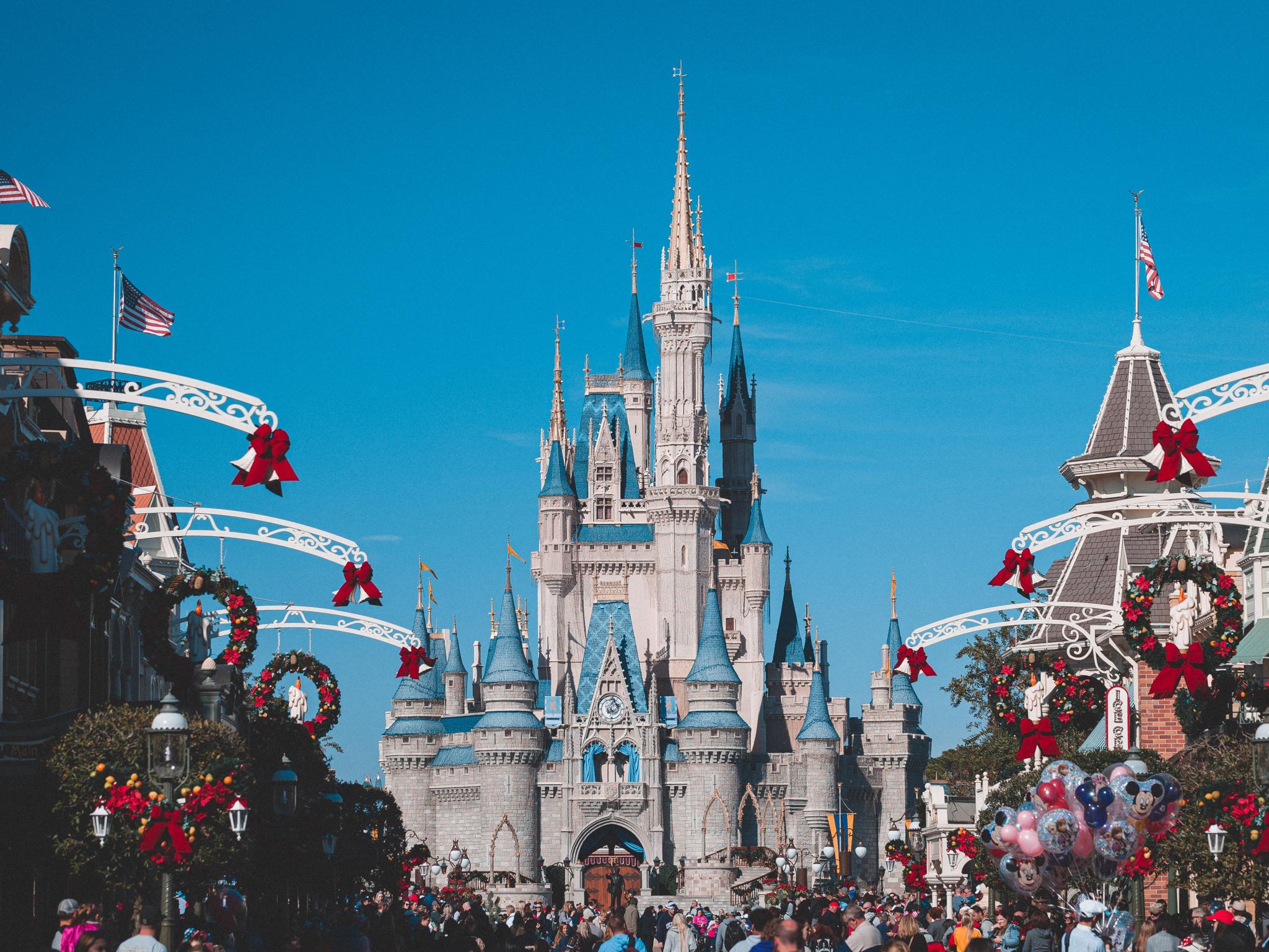 13 Fun Facts About Walt Disney World: A $3.50 Ticket, Walt's Secret Plan, Closures, First Visitor, And More - Vimarsana News