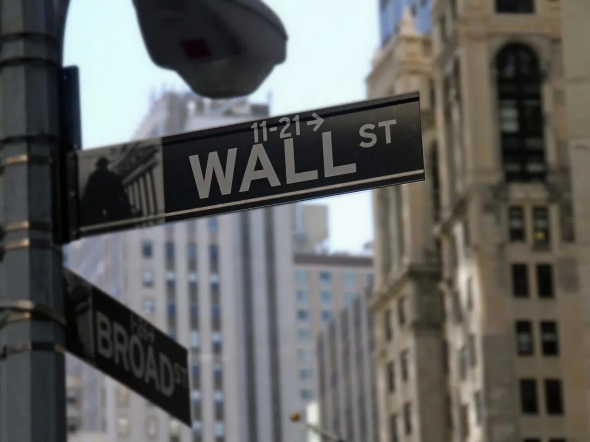 A Wall Street sign is seen at the New York Stock Exchange (NYSE) in New York City, on Jan. 4, 2022. (Angela Weiss/AFP via Getty Images)