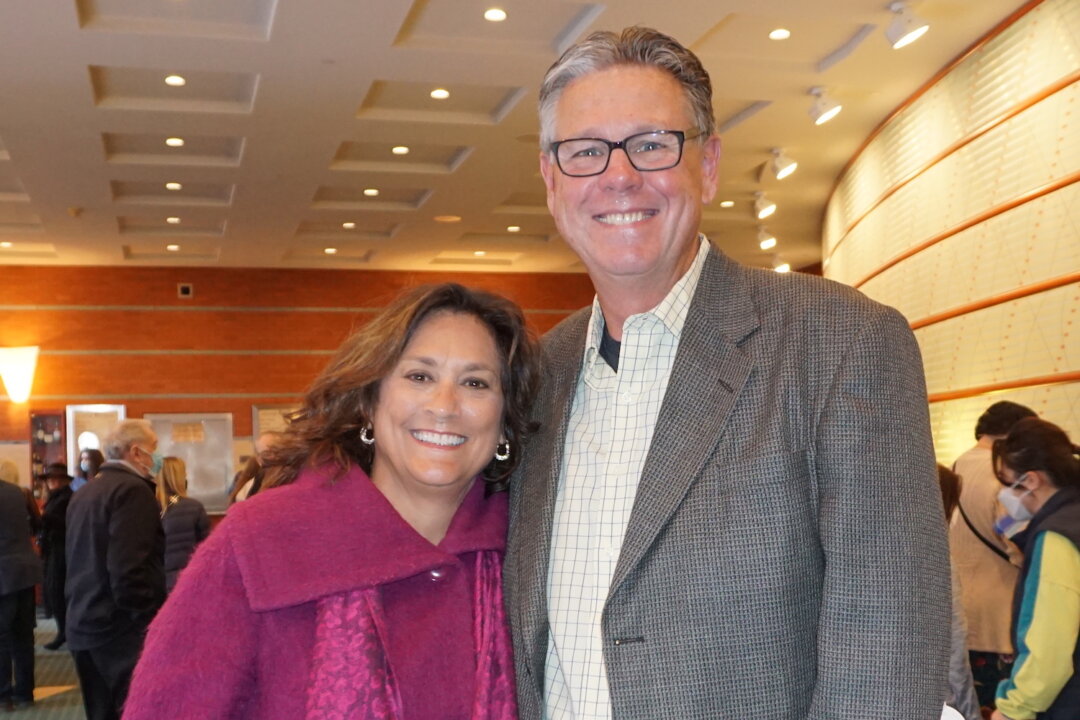 Jim and Lisa Stull at the matinee performance of Shen Yun in Cincinnati, Ohio, on Feb. 27, 2022. (Nancy Ma/The Epoch Times)
