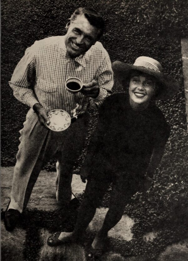 _Cary_Grant_and_Betsy_Drake,_1959