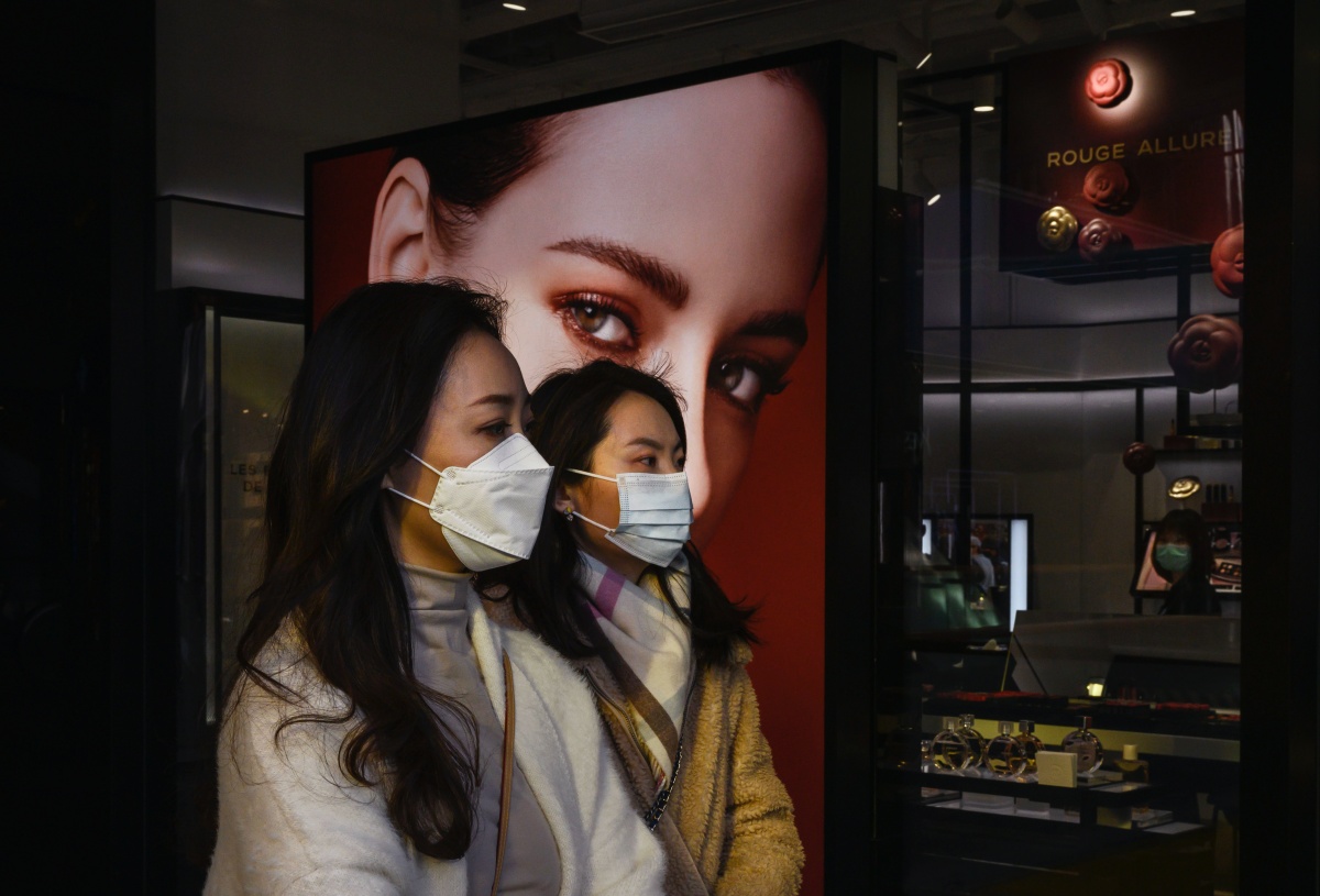 China's Luxury Market Booms While Gap Between Rich and Poor Widens - Vimarsana News