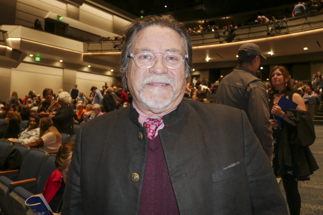 Mike Klumpp attended Shen Yun Performing Arts at ETSU Martin Center for the Arts, Johnson City, Tenn., on Feb. 1, 2022. (Sherry Dong/The Epoch Times)