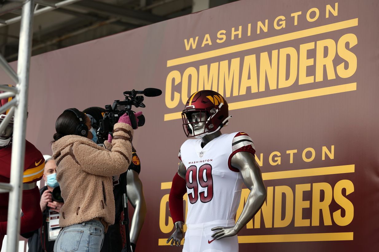 Washington's NFL Team Reveals New Name - Vimarsana News