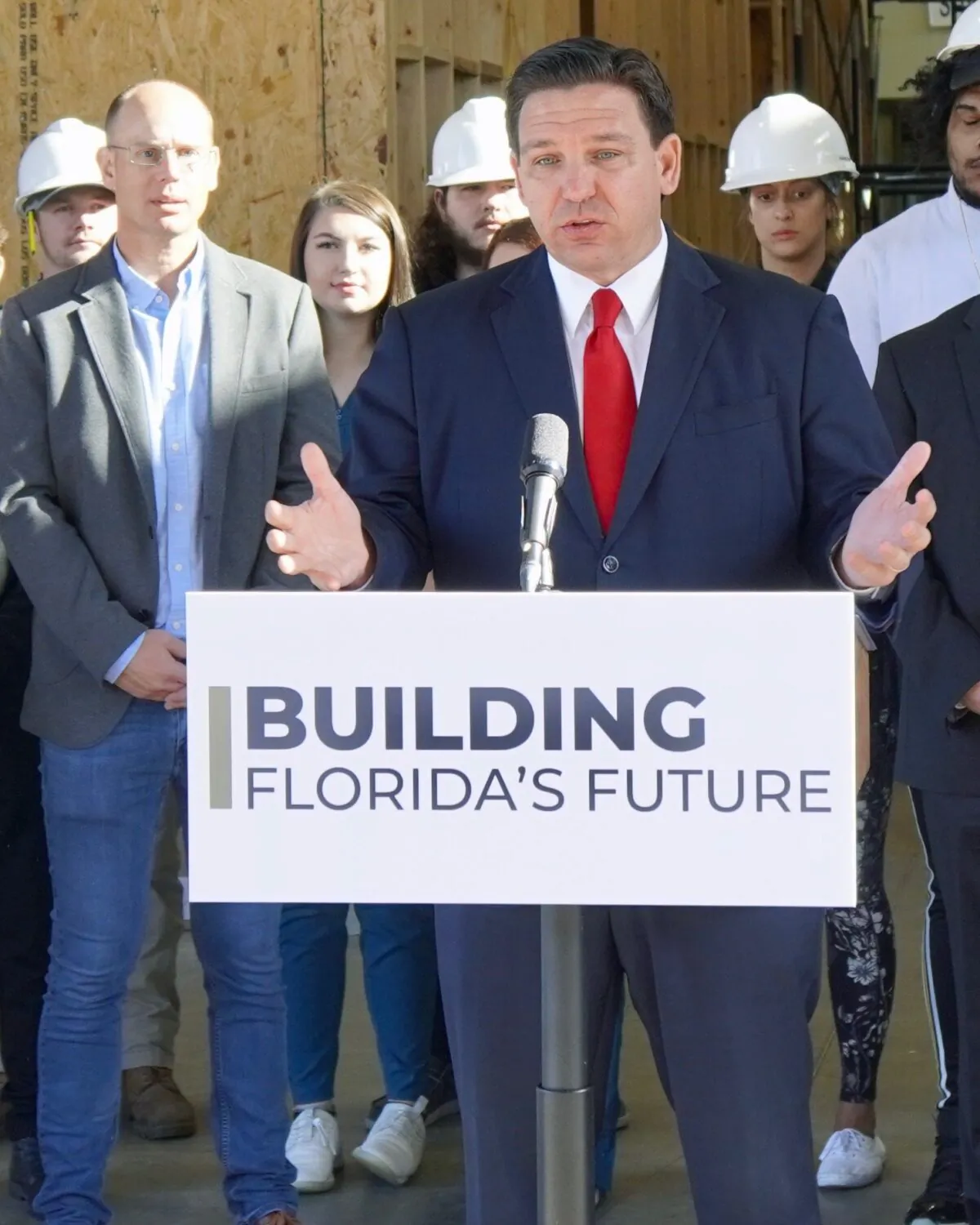 Florida Gov. Ron DeSantis speaks to reporters at a press conference at Santa Fe College in Gainesville, Fla., on Feb. 2, 2022. (Natasha Holt/The Epoch Times)
