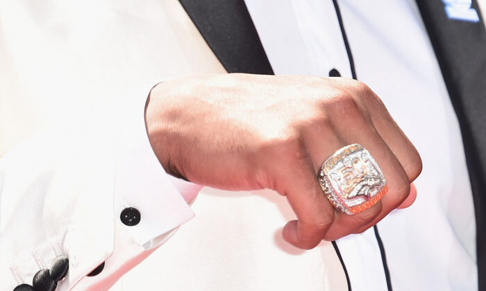 NFL player Chris Harris Jr., Super Bowl 50 ring detail, attends the 2016 ESPYS at Microsoft Theater in Los Angeles, Calif., on July 13, 2016. (Alberto E. Rodriguez/Getty Images)