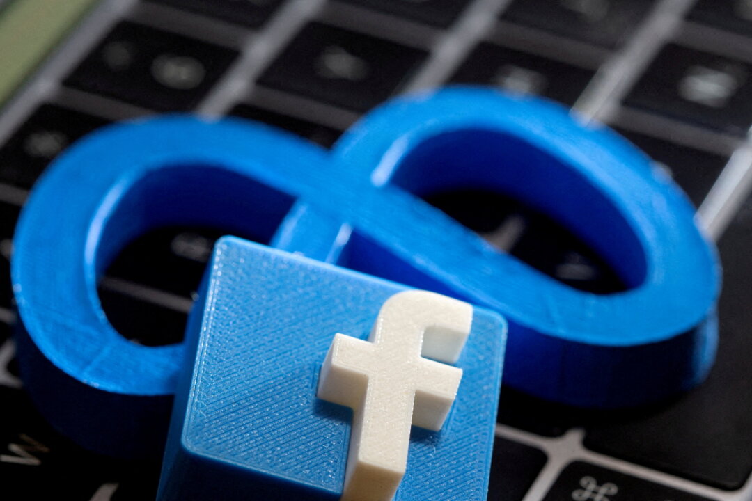 Has Big Tech Been Censoring China Sensitive Topics?