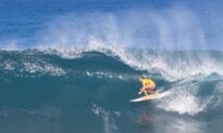 Billabong Pro Pipeline Surfing Event to Be Decided on Saturday