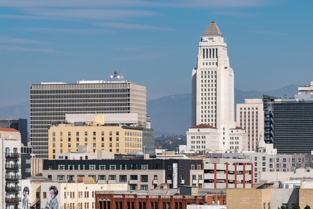 Los Angeles to Convert City-Owned Properties for Homeless Use