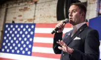 Virginia Governor, AG, School Chief Side With Loudoun County Parents in School Mask Mandate Lawsuit