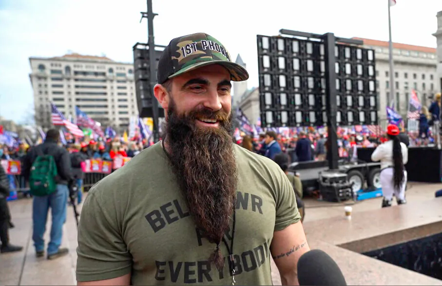 Ian Smith, co-owner of Atilis Gym in New Jersey, at a Freedom Plaza rally in Washington on Dec. 12, 2020. (The Epoch Times)