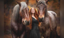 Mom-of-2 Photographs Majestic Moments Between Horses and Humans as a Part-Time Job