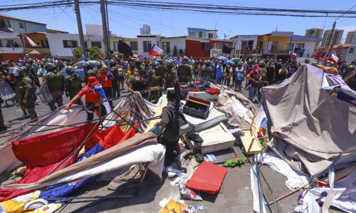 Chilean Foreign Minister Resigns Amid Migration Crisis The Epoch Times   GettyImages 1238085936 700x420 