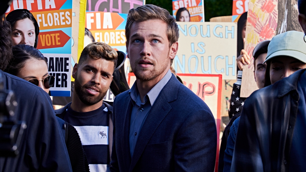 Film Review ‘Blacklight’ Liam Neeson Stars in Another SubPar