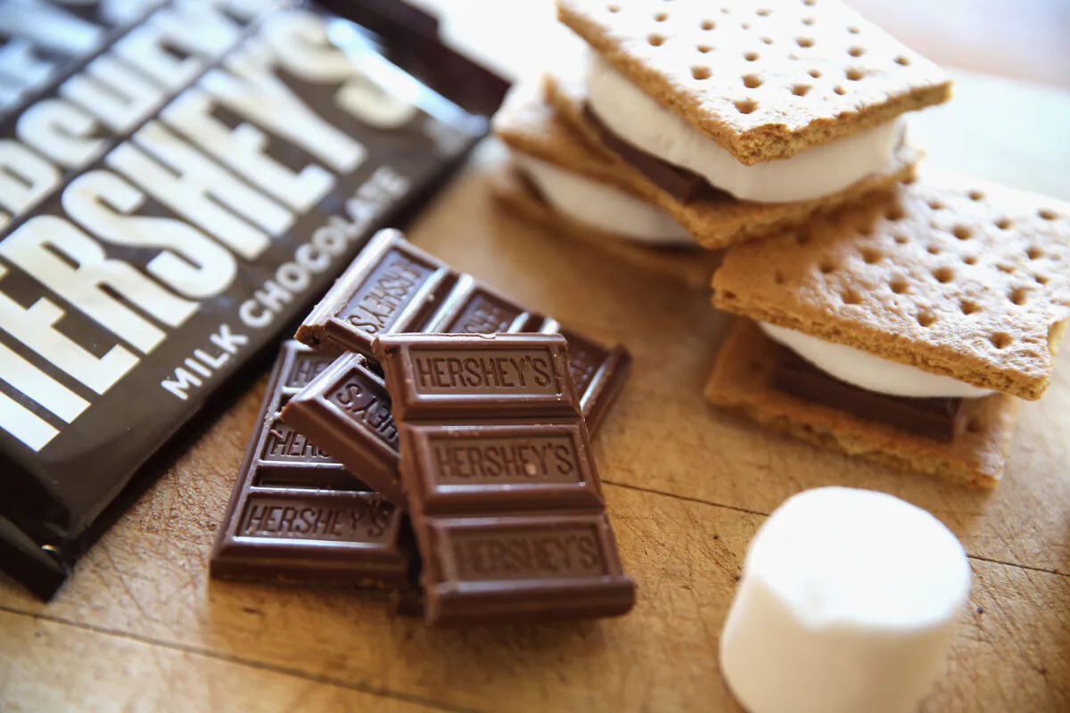 Hershey's chocolate bars are shown in Chicago, on July 16, 2014. (Scott Olson/Getty Images)