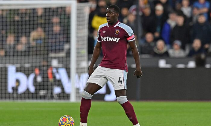 West Ham United's French defender Kurt Zouma controls the ball during the English Premier League football match between West Ham and Watford at the London Stadium, in London, on Feb. 8, 2022. (Glyn Kirk/AFP via Getty Images)