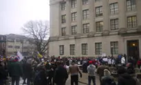 New Jerseyans Rally Against Tightening COVID-19 Vaccine Mandates