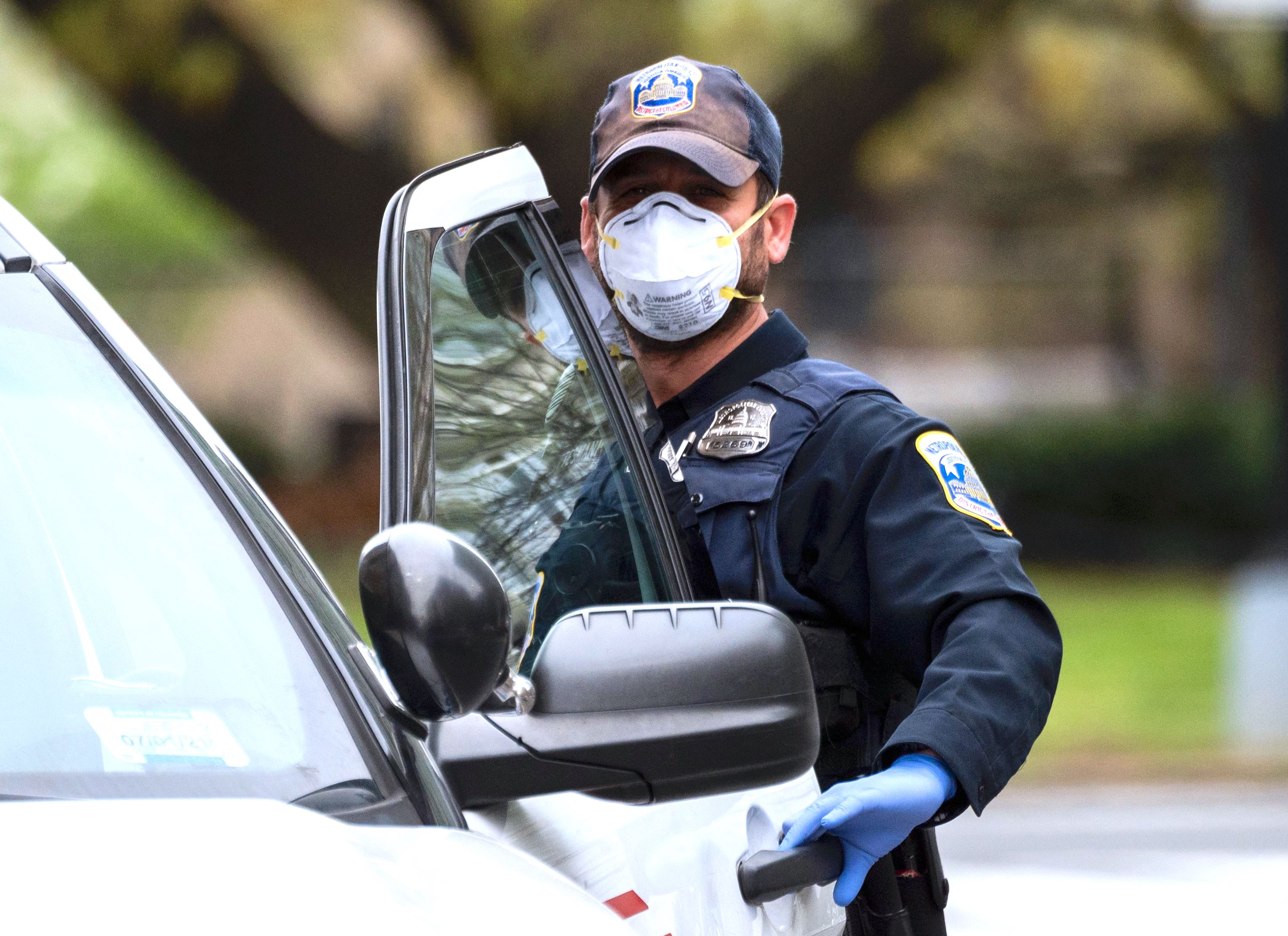 DC Police Union Fights Upcoming Vaccine Mandate - Vimarsana News